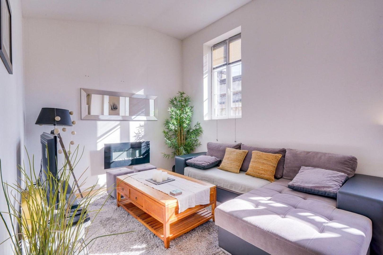 Very Nice Apartment In The Historical Center Bordeaux Exterior photo